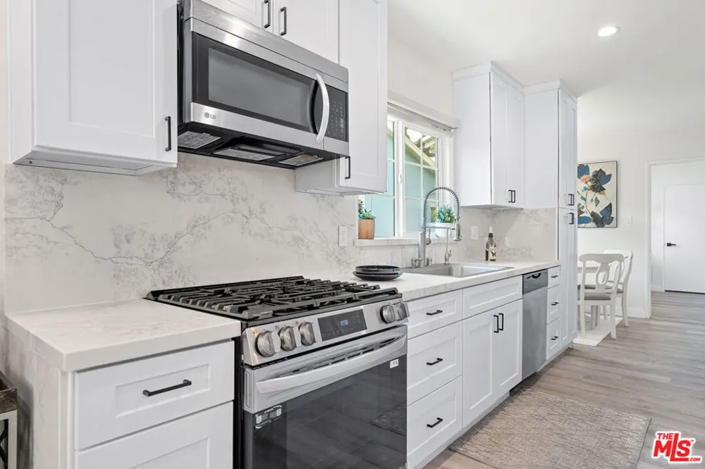14346 Killion Street Sherman Oaks, CA 91401
