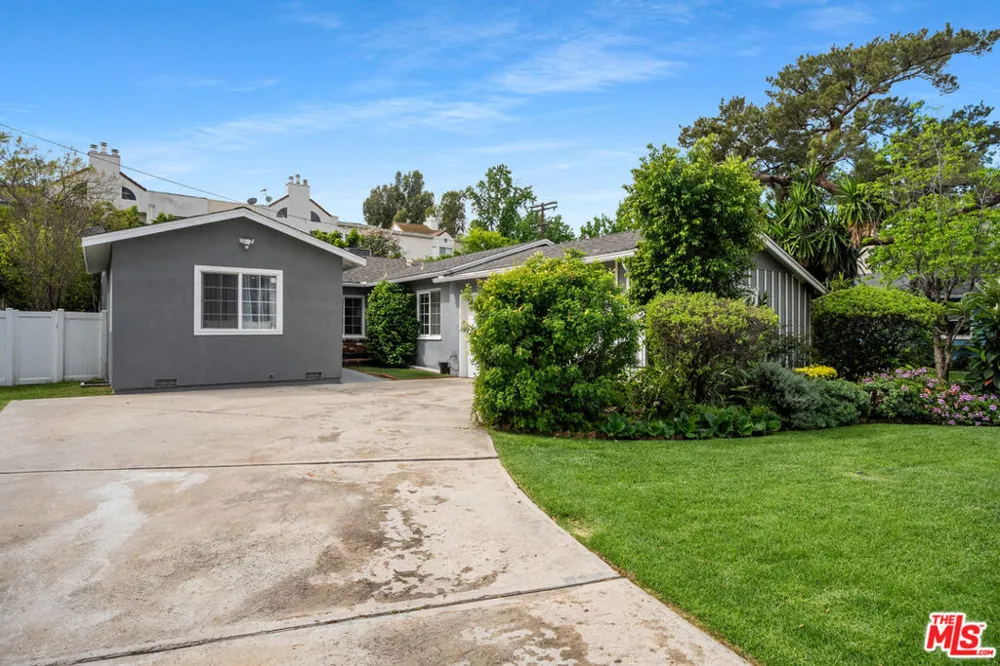 14346 Killion Street Sherman Oaks, CA 91401
