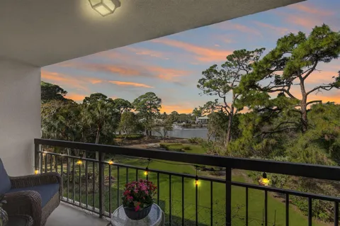 1901 MARINA ISLE WAY #304