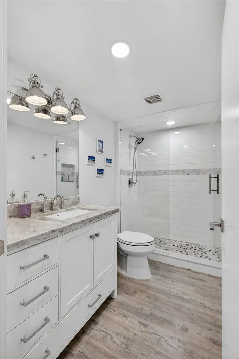 1901 MARINA ISLE WAY #304 Jupiter, FL 33477