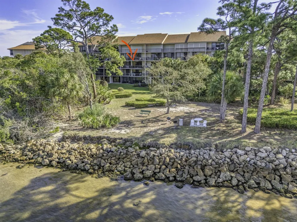 1901 MARINA ISLE WAY #304 Jupiter, FL 33477