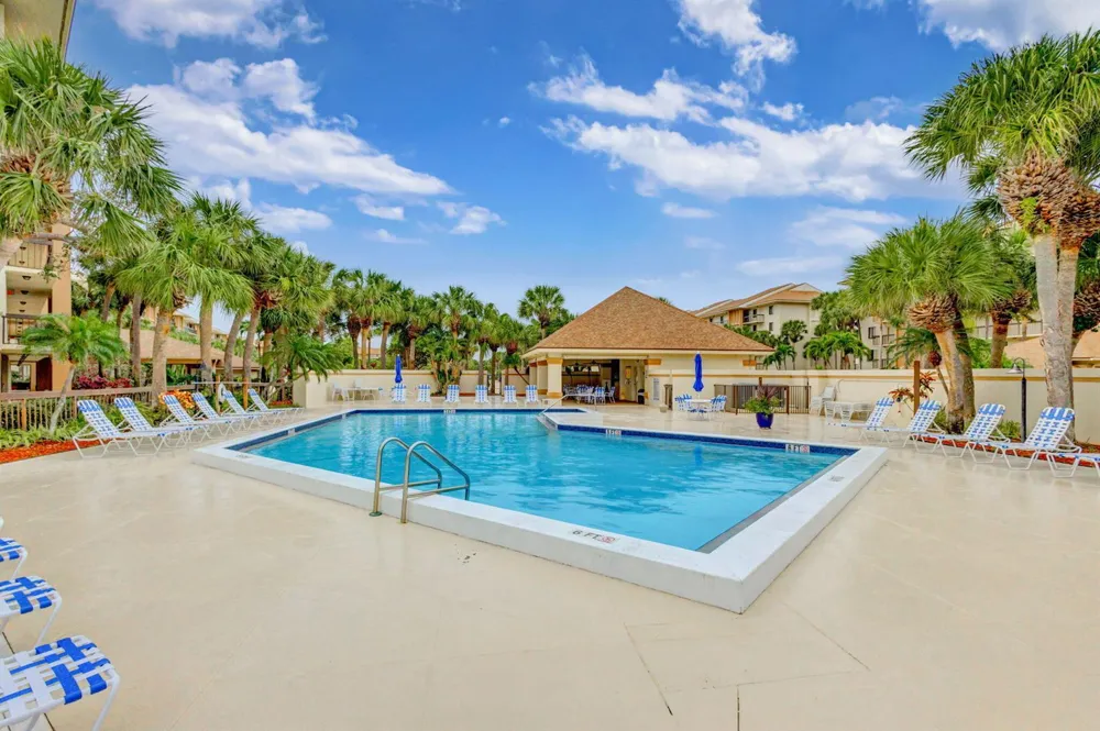 1901 MARINA ISLE WAY #304 Jupiter, FL 33477