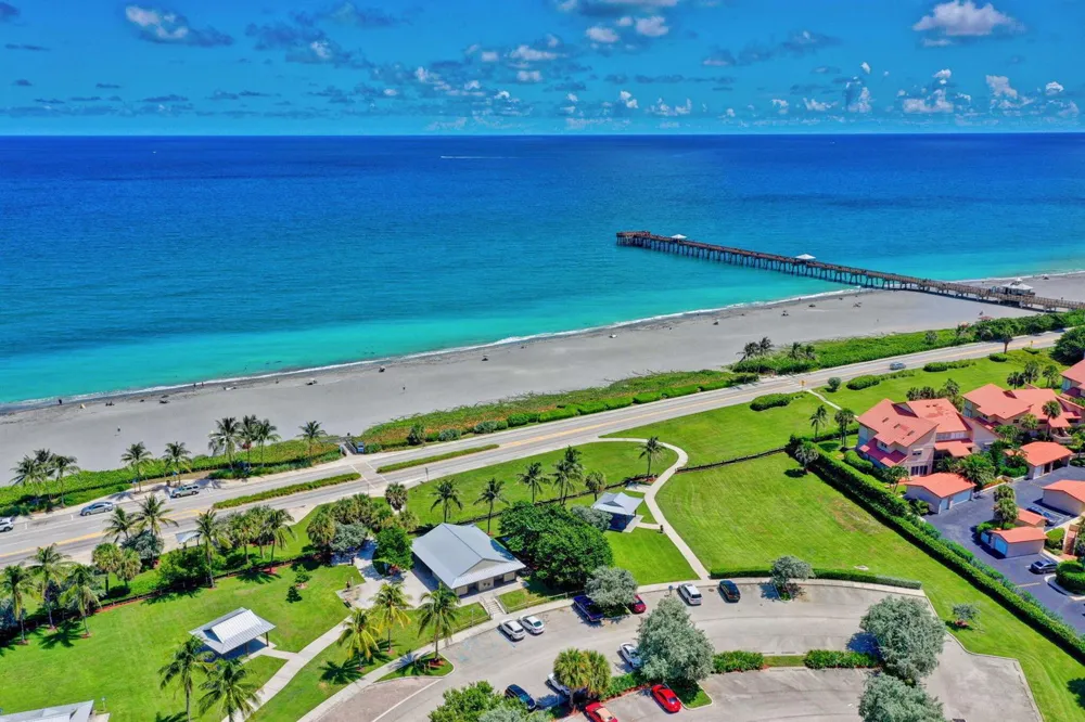 1901 MARINA ISLE WAY #304 Jupiter, FL 33477