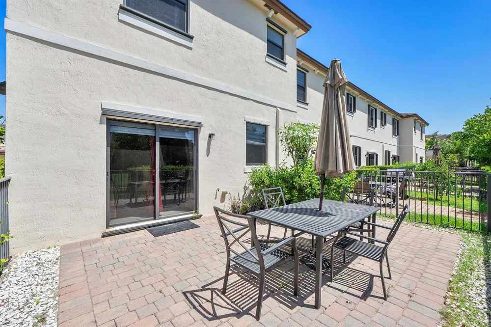 4721 Santa Cruz Way Davie, FL 33314