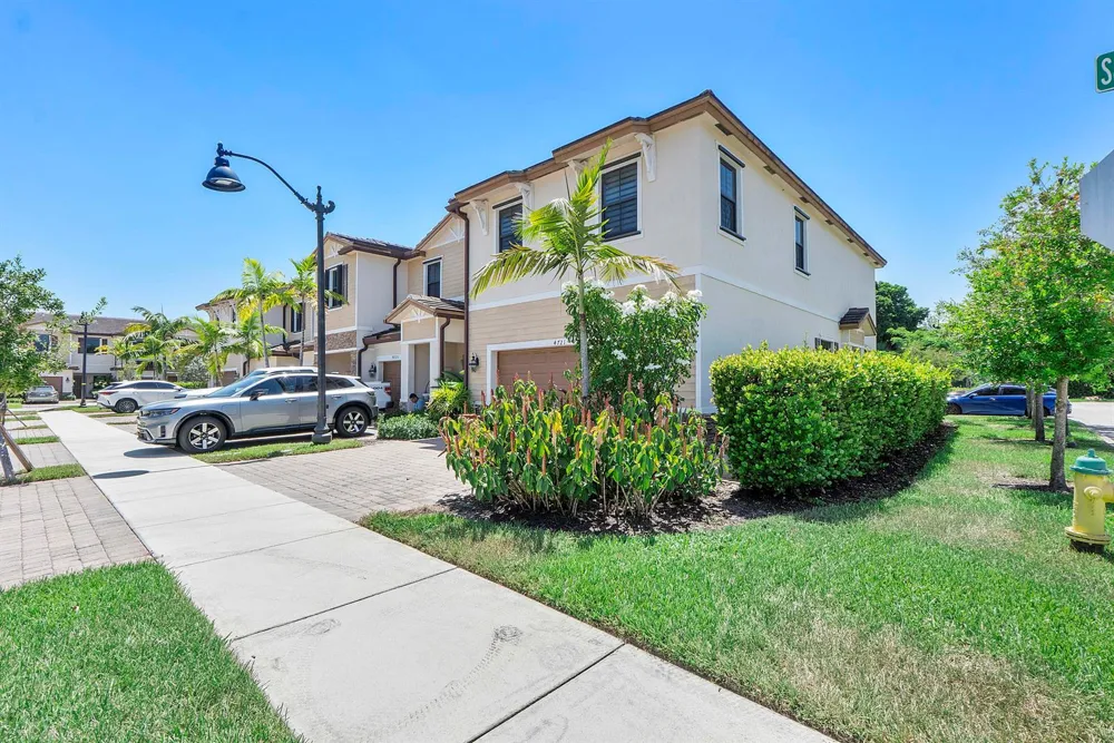 4721 Santa Cruz Way Davie, FL 33314