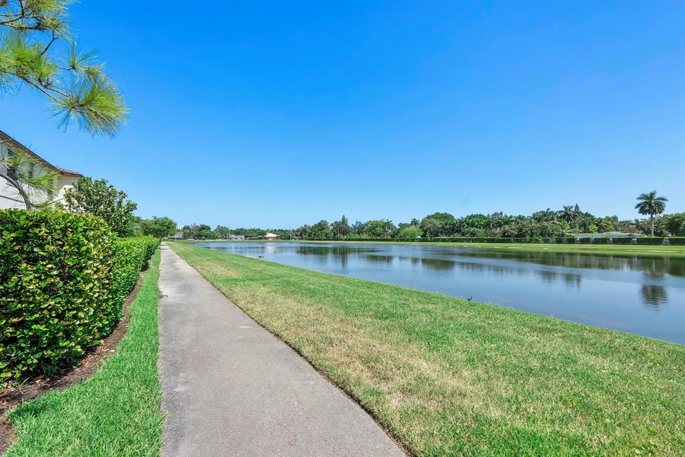 4721 Santa Cruz Way Davie, FL 33314