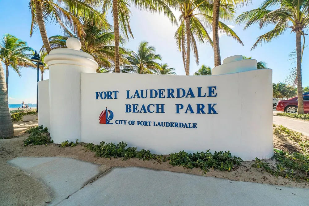 4721 Santa Cruz Way Davie, FL 33314