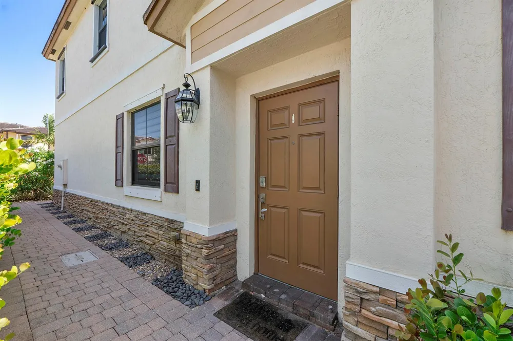 4721 Santa Cruz Way Davie, FL 33314