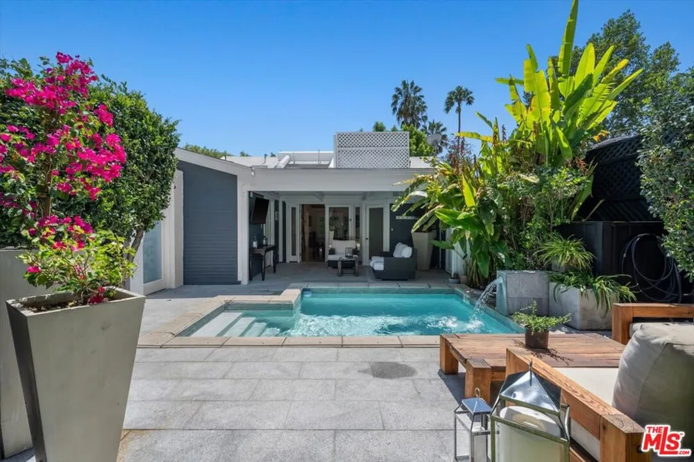 7719 Norton Avenue West Hollywood, CA 90046