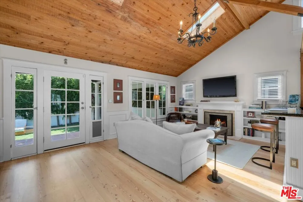 7719 Norton Avenue West Hollywood, CA 90046