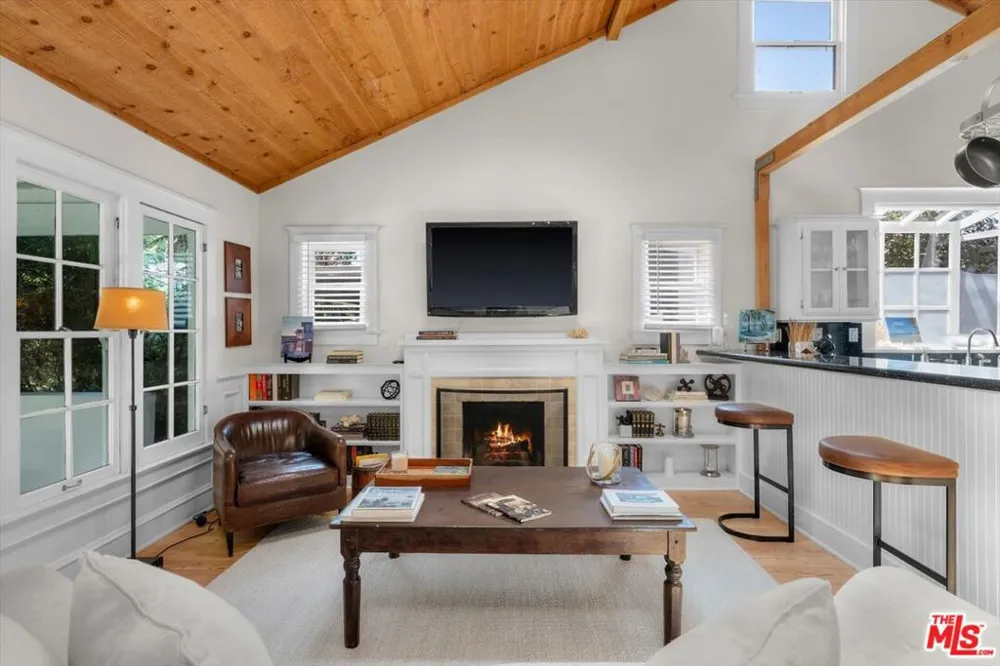 7719 Norton Avenue West Hollywood, CA 90046