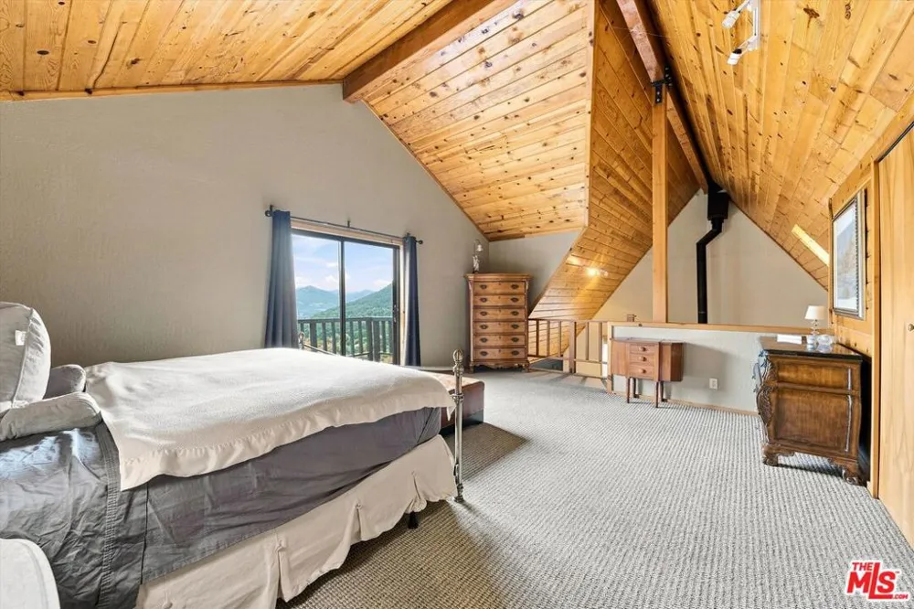 14404 Voltaire Drive Pine Mountain Club, CA 93222