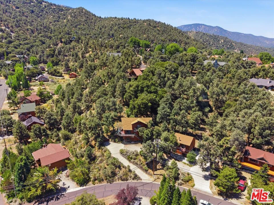 14404 Voltaire Drive Pine Mountain Club, CA 93222