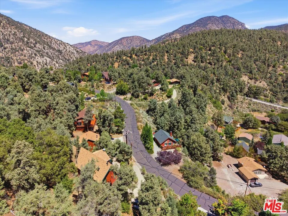 14404 Voltaire Drive Pine Mountain Club, CA 93222