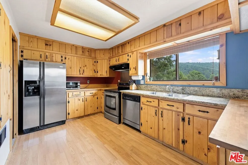 14404 Voltaire Drive Pine Mountain Club, CA 93222