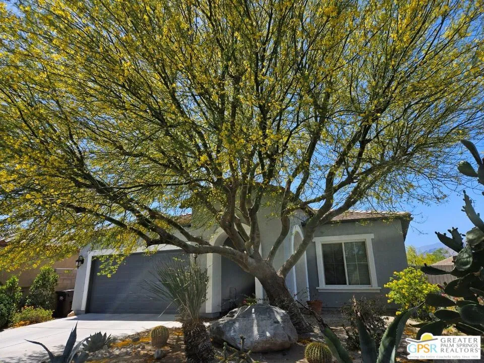 755 Summit Drive Palm Springs, CA 92262