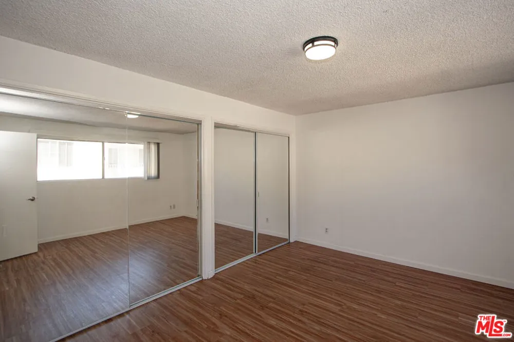 11515 Ohio Avenue #3 Los Angeles, CA 90025