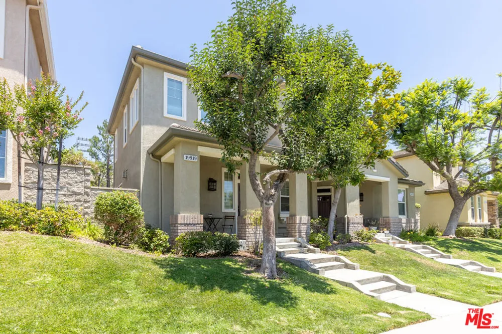 19919 Oakville Court Porter Ranch, CA 91326