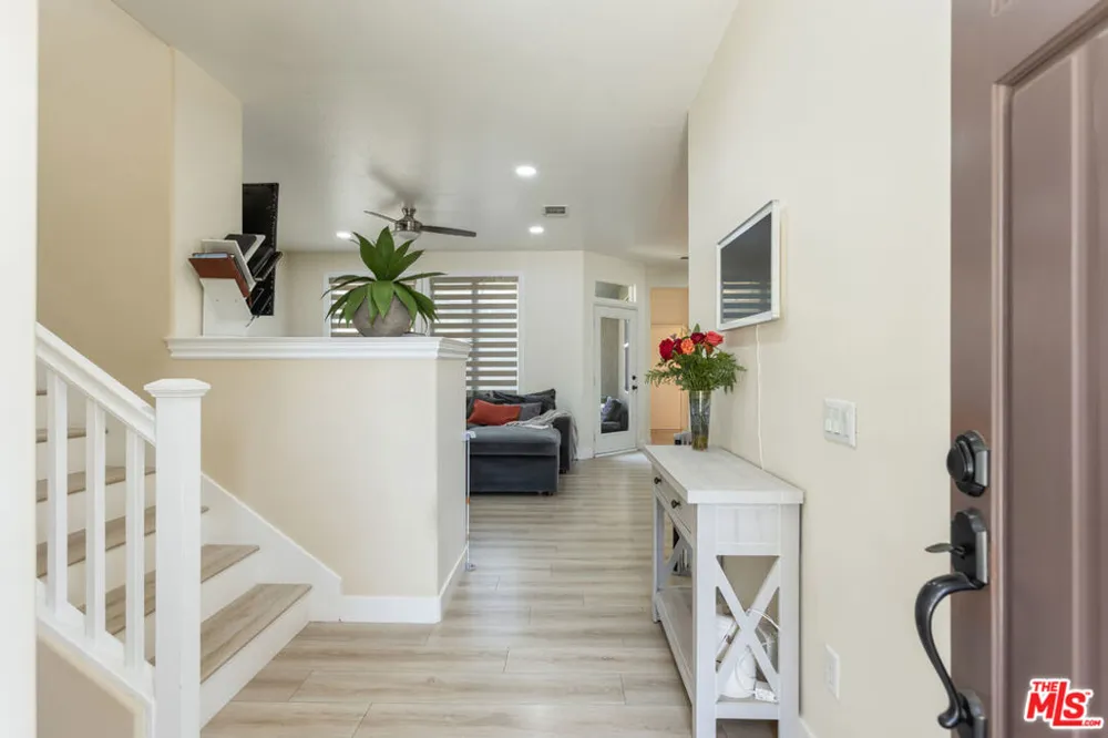 19919 Oakville Court Porter Ranch, CA 91326