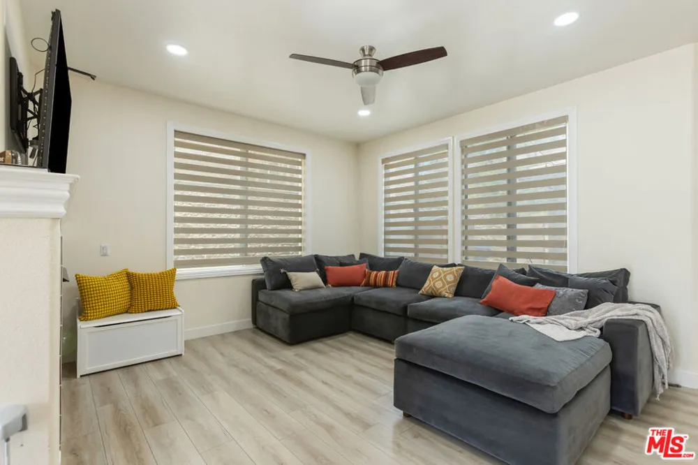 19919 Oakville Court Porter Ranch, CA 91326