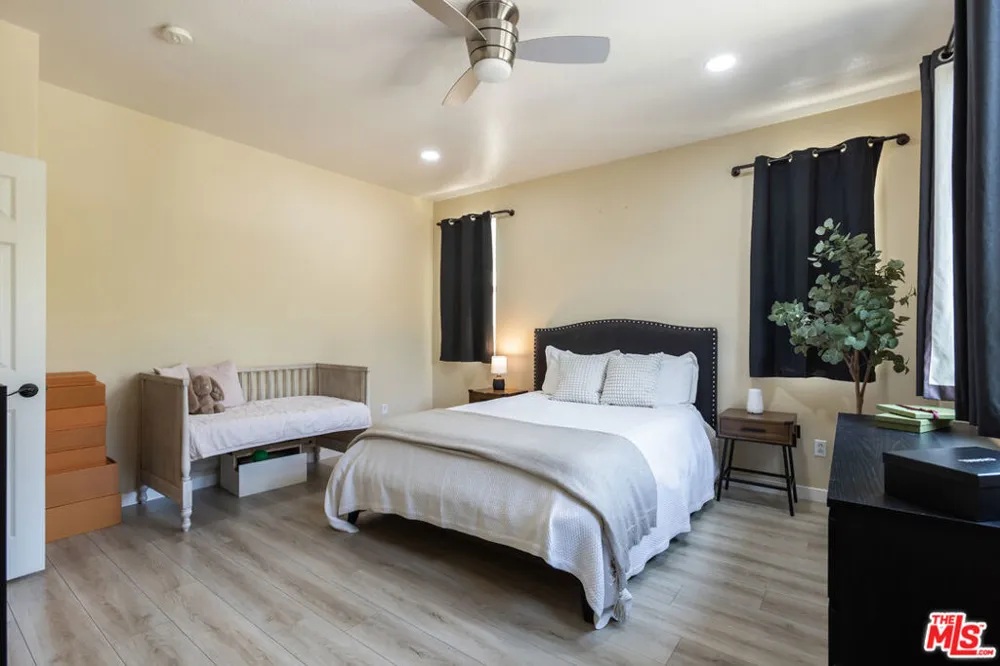 19919 Oakville Court Porter Ranch, CA 91326