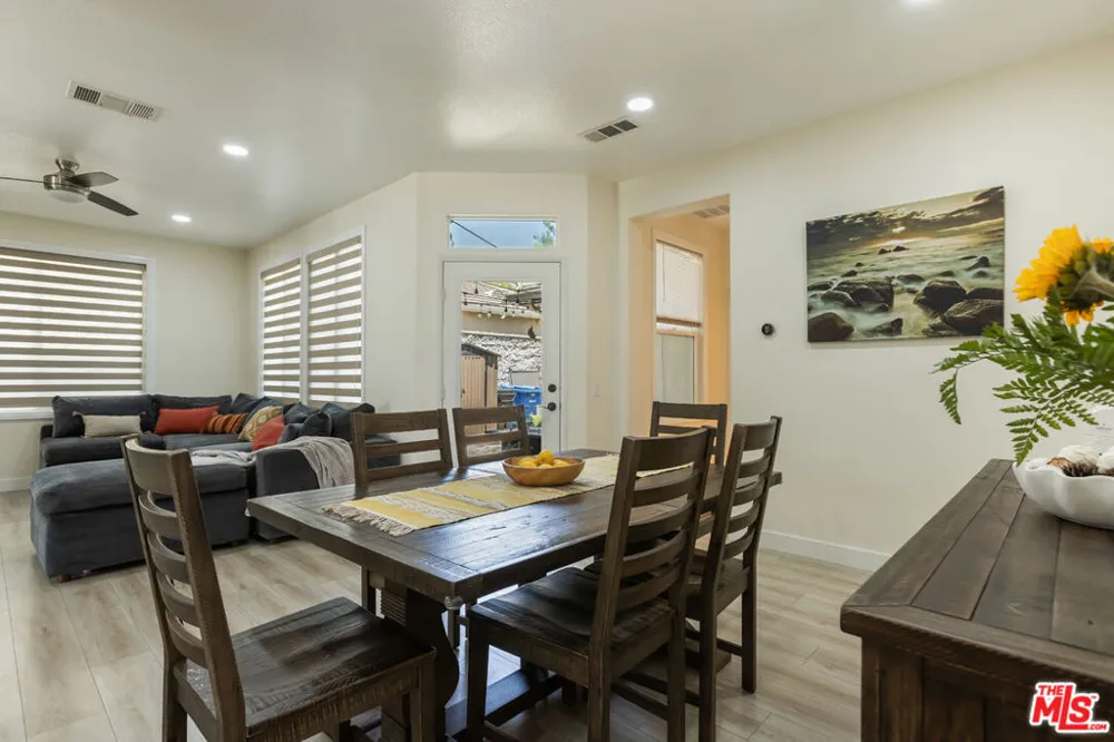 19919 Oakville Court Porter Ranch, CA 91326