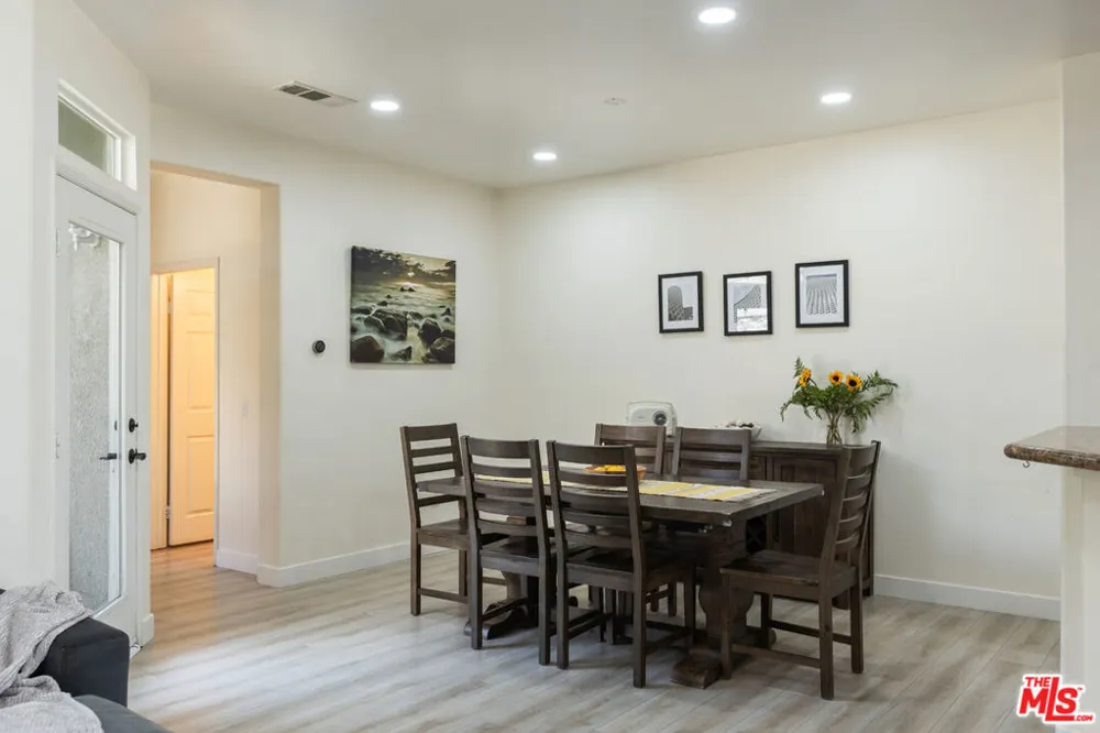 19919 Oakville Court Porter Ranch, CA 91326