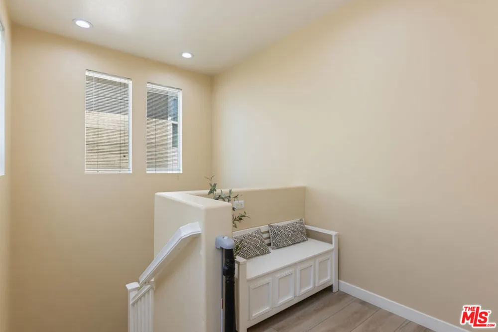 19919 Oakville Court Porter Ranch, CA 91326