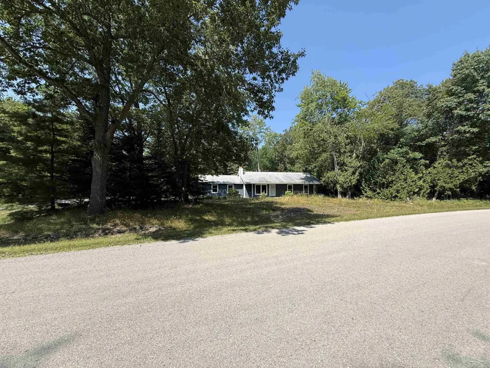 4879 Kingswood Lane Oscoda Charter Township, MI 48750