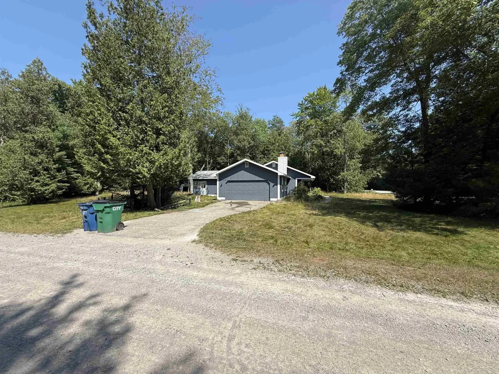 4879 Kingswood Lane Oscoda Charter Township, MI 48750