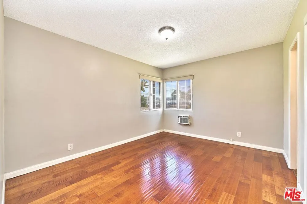 1436 W Valencia Drive Fullerton, CA 92833