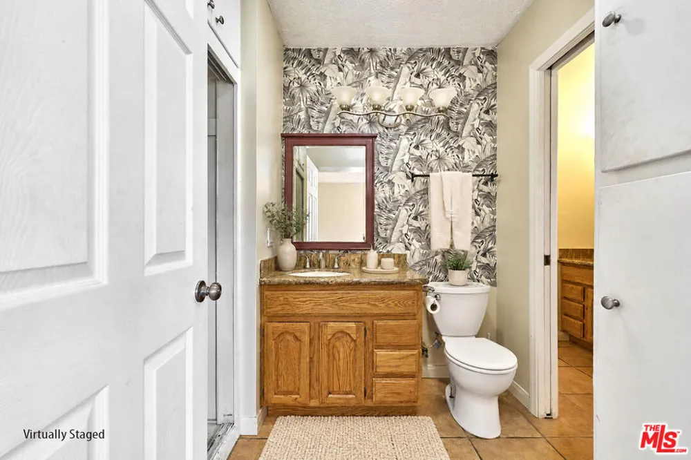 1436 W Valencia Drive Fullerton, CA 92833