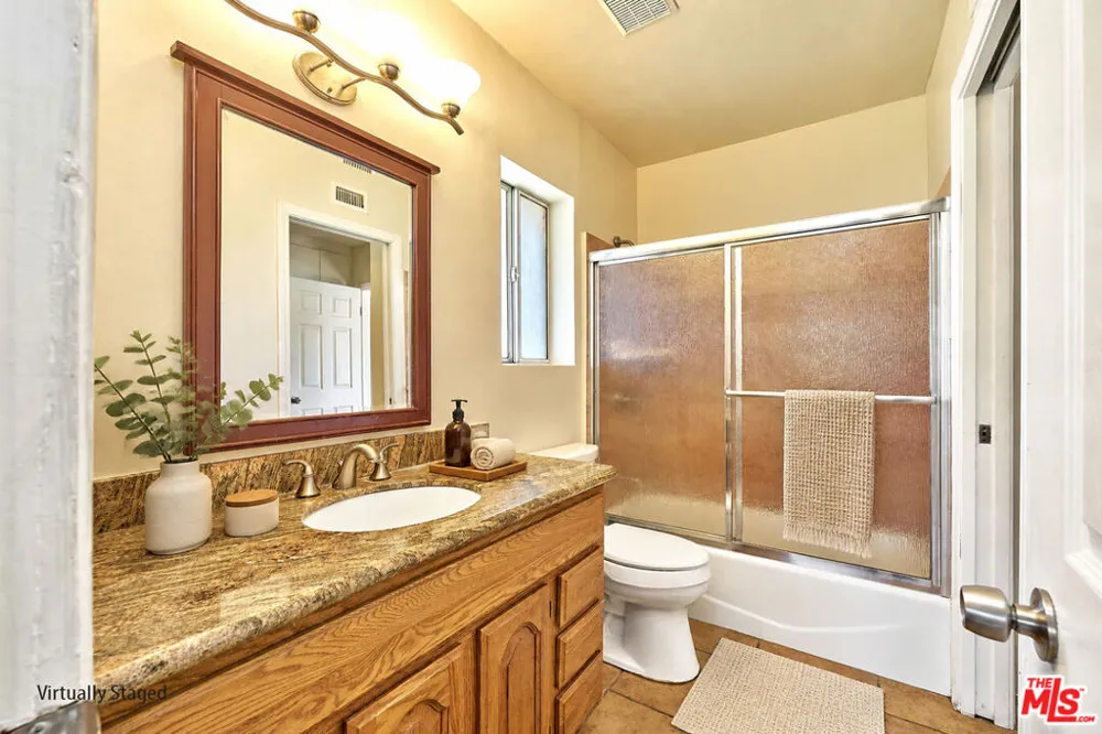 1436 W Valencia Drive Fullerton, CA 92833