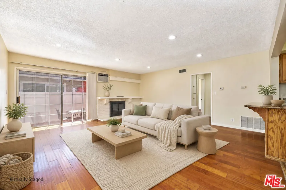 1436 W Valencia Drive Fullerton, CA 92833