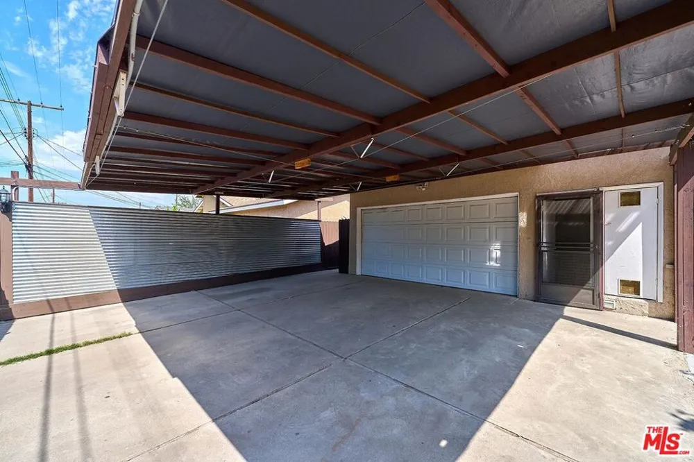 1436 W Valencia Drive Fullerton, CA 92833