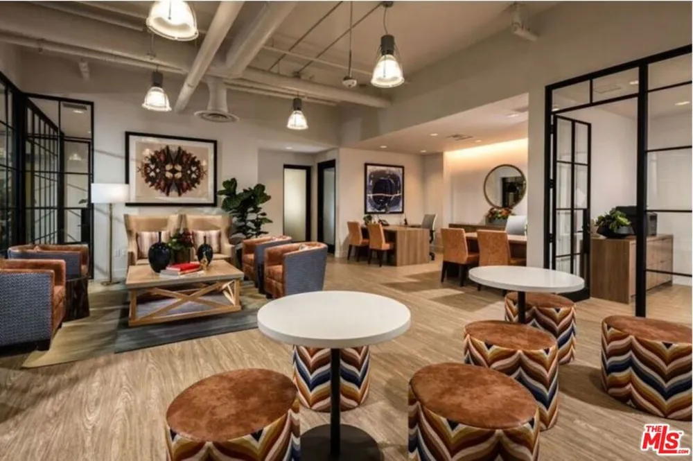 1040 Glendon Avenue #5109 Los Angeles, CA 90024