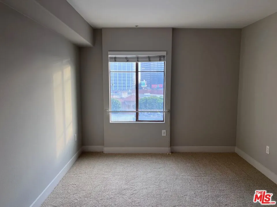 1040 Glendon Avenue #5109 Los Angeles, CA 90024