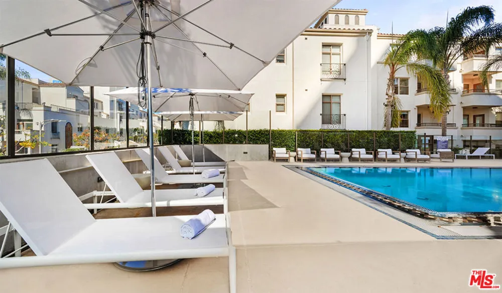 1040 Glendon Avenue #4106 Los Angeles, CA 90024