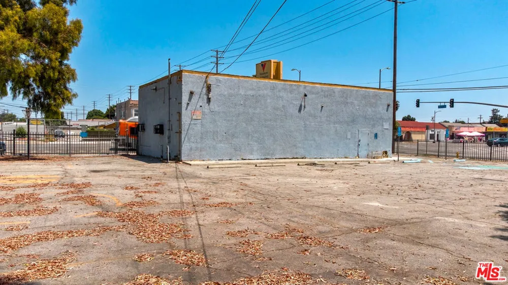 9145 S Broadway Los Angeles, CA 90003