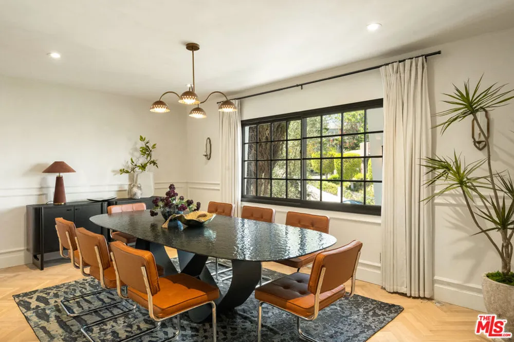 8244 Skyline Drive Los Angeles, CA 90046