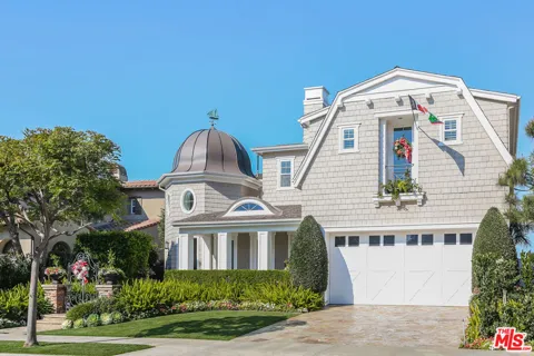 7391 Coastal View Drive