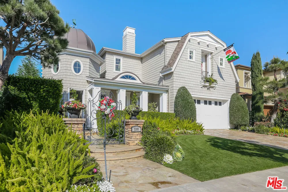7391 Coastal View Drive Los Angeles, CA 90045