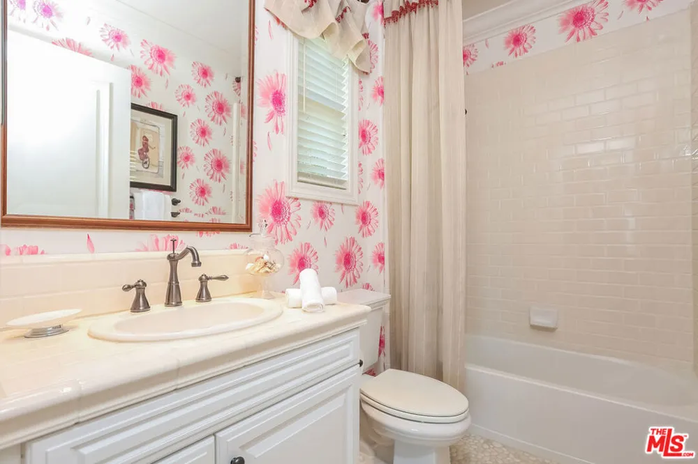 7391 Coastal View Drive Los Angeles, CA 90045