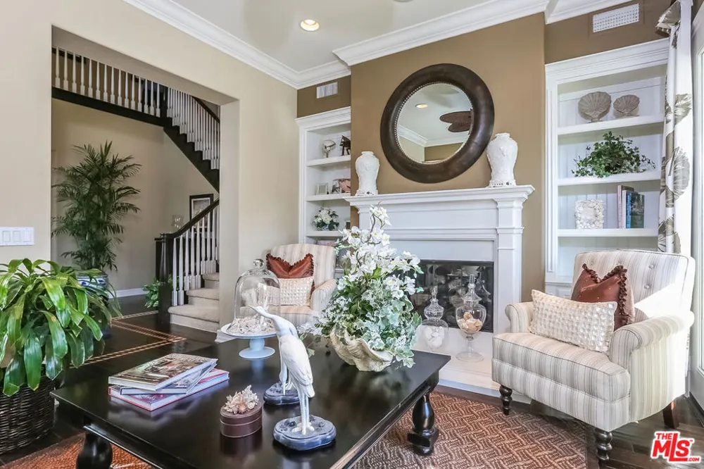 7391 Coastal View Drive Los Angeles, CA 90045