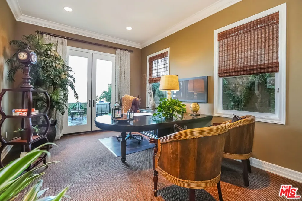 7391 Coastal View Drive Los Angeles, CA 90045