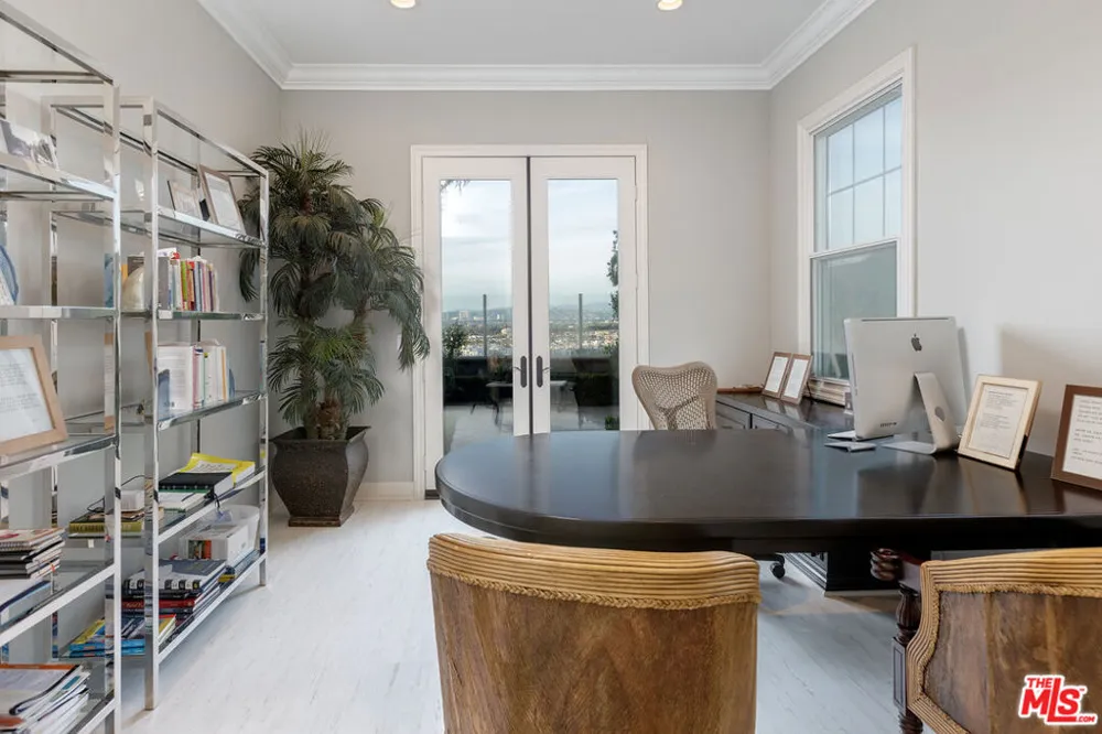 7391 Coastal View Drive Los Angeles, CA 90045