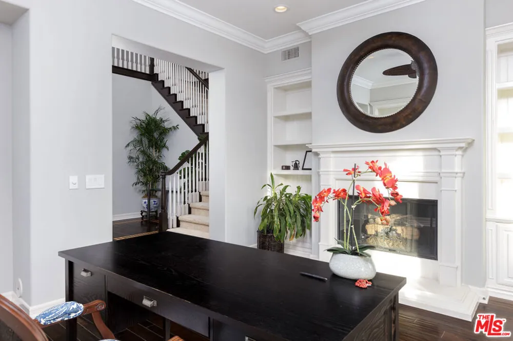 7391 Coastal View Drive Los Angeles, CA 90045
