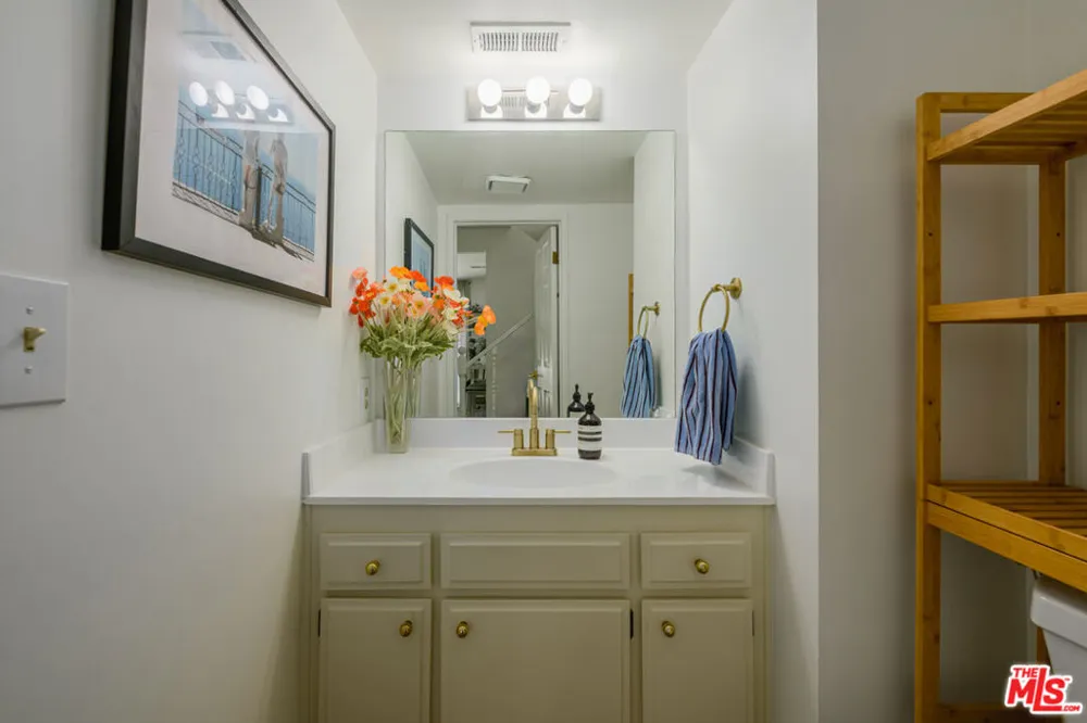 4035 Wade Street #B Culver City, CA 90066
