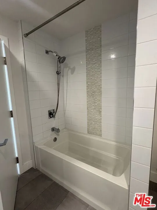 1101 S Harvard Boulevard #202 Los Angeles, CA 90006