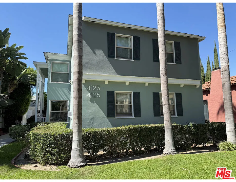 4125 W Toluca Lake Avenue Burbank, CA 91505